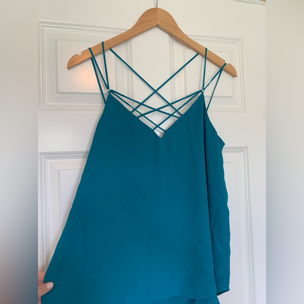 Woman express tank top